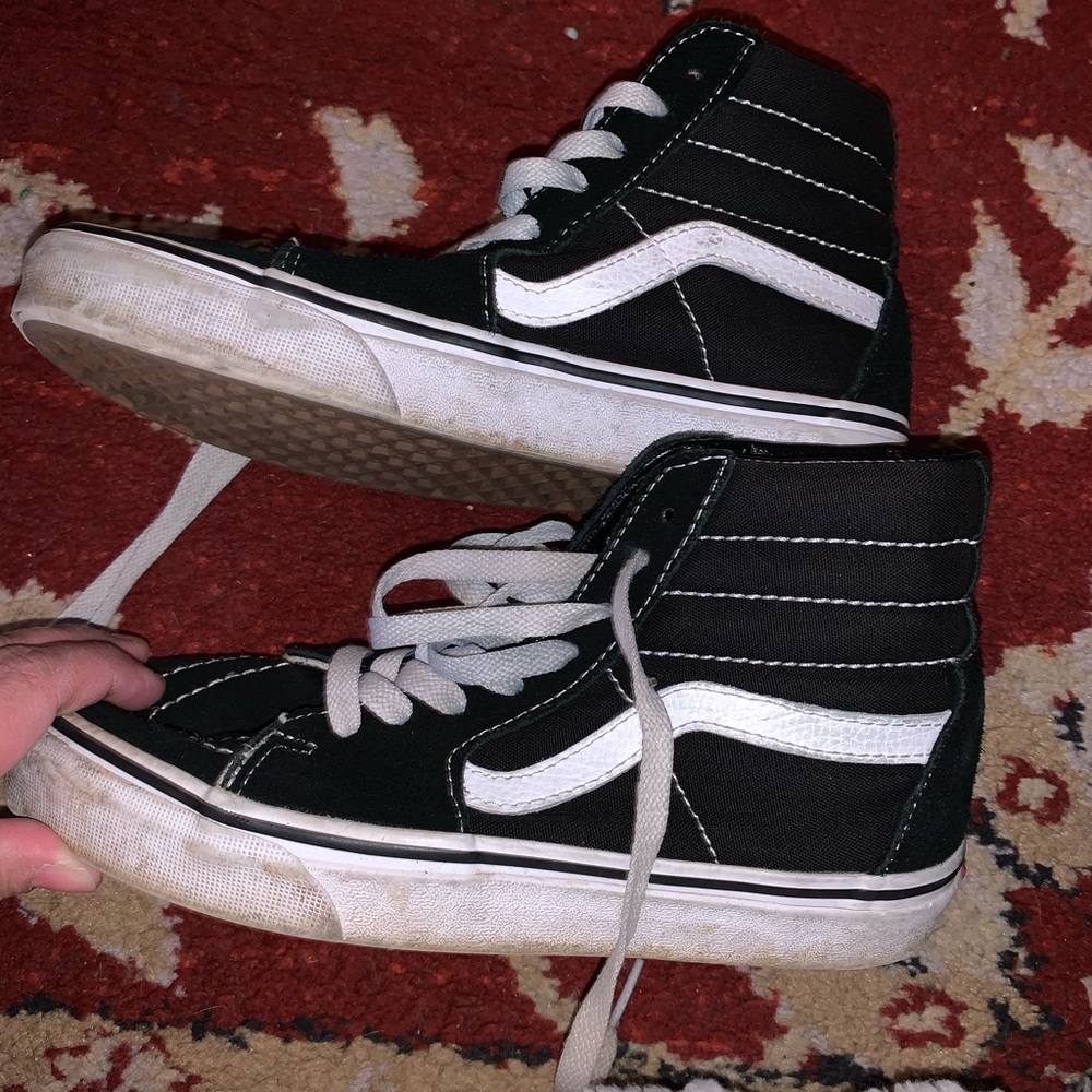 Vans - Picture 3 of 4
